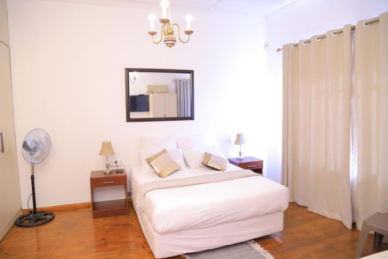 Union Guesthouse Pretoria-Noord エクステリア 写真