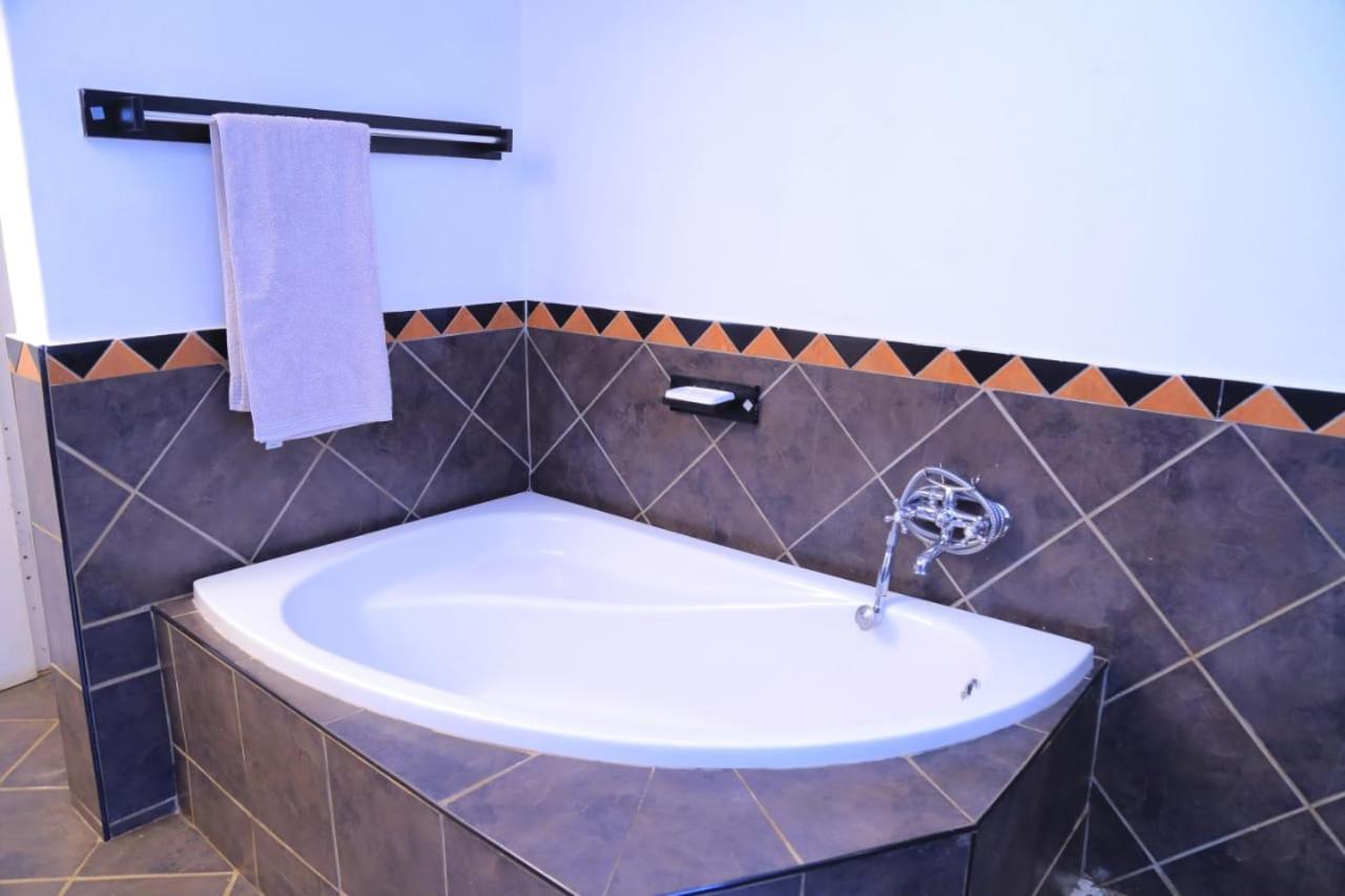 Union Guesthouse Pretoria-Noord エクステリア 写真