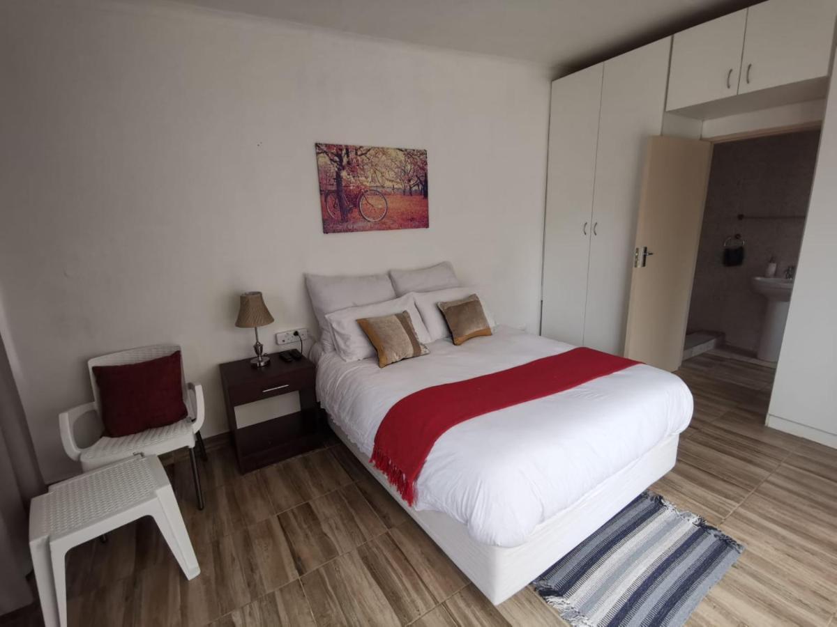 Union Guesthouse Pretoria-Noord エクステリア 写真
